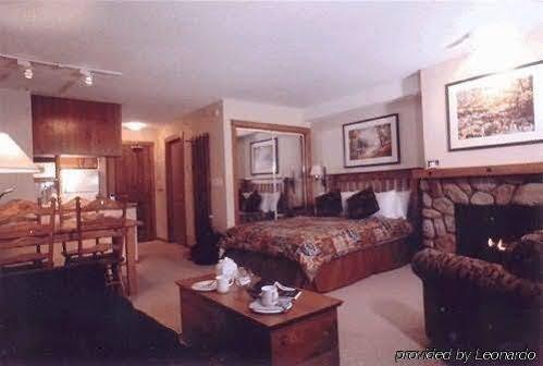 Fireside Lodge Sun Peaks Exterior photo