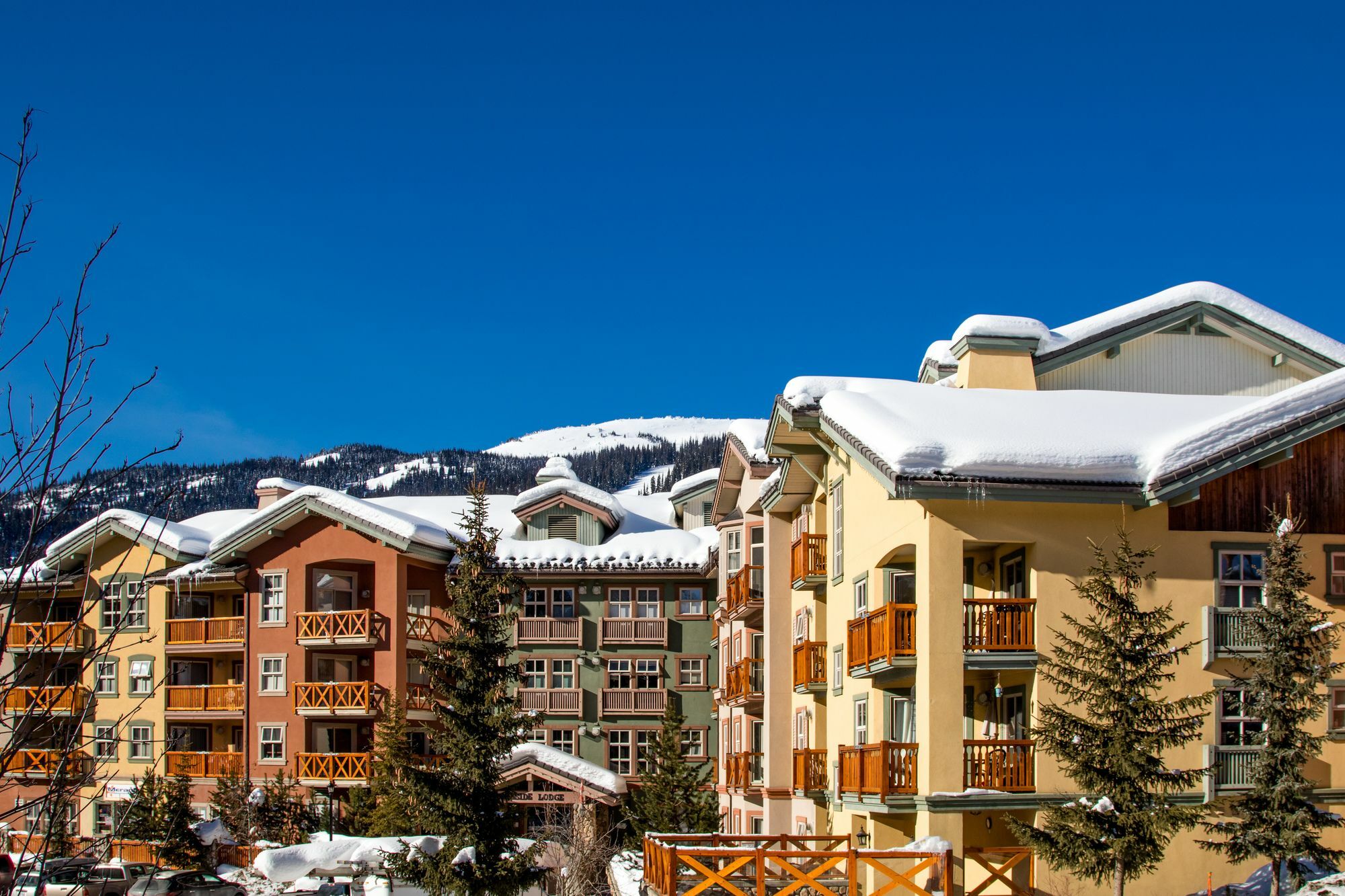Fireside Lodge Sun Peaks Exterior photo